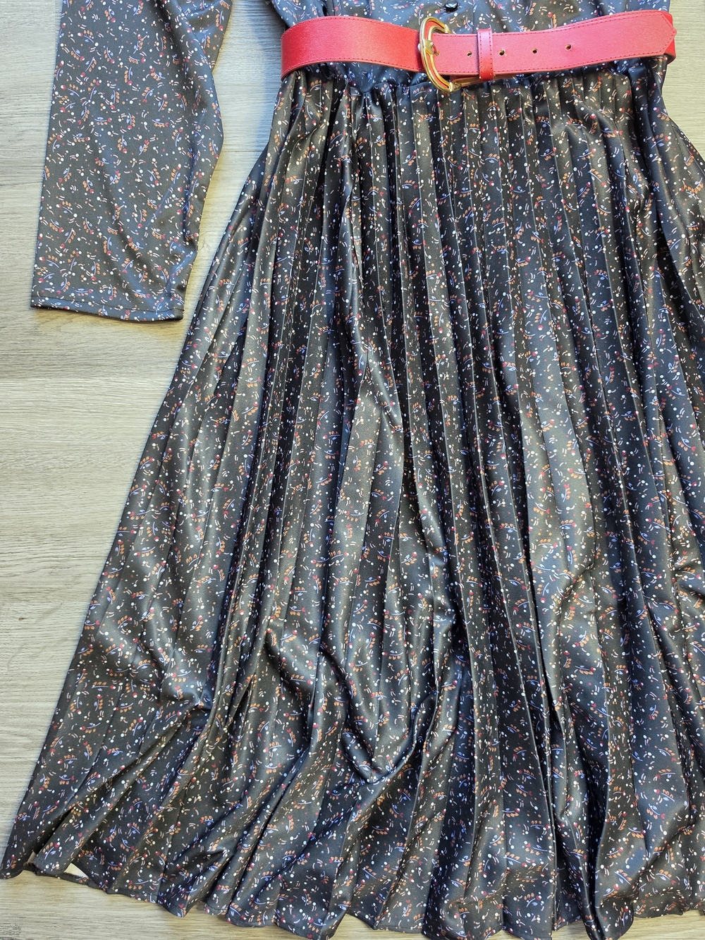 Dark Blue Micro Floral Long-Sleeve Pleated Midi Dress - Picture 5 of 13